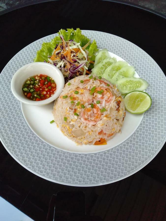 班昌酒店&咖啡厅 来兴府 外观 照片